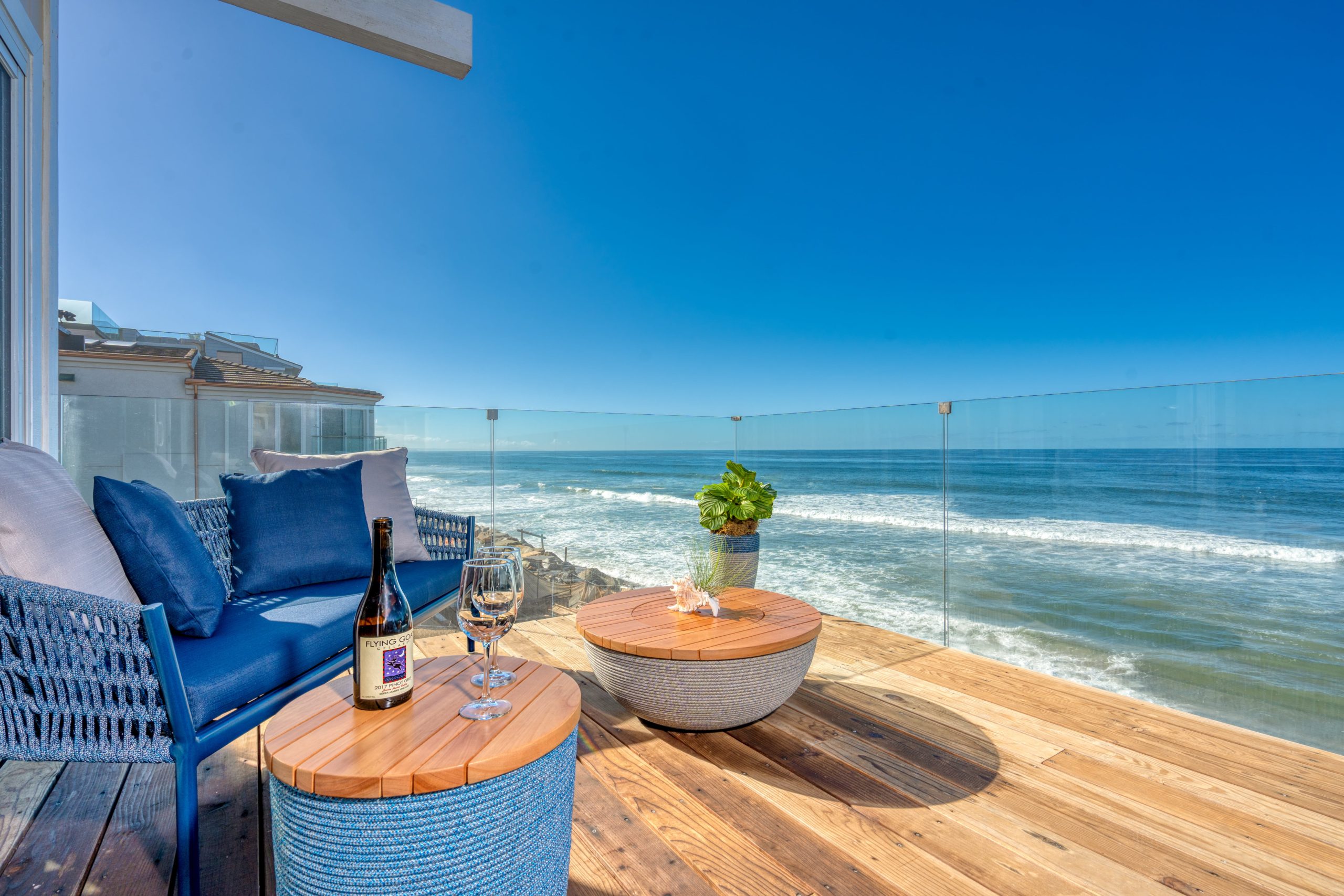 Oceanside Beach House - Bella Luxury Rentals 1